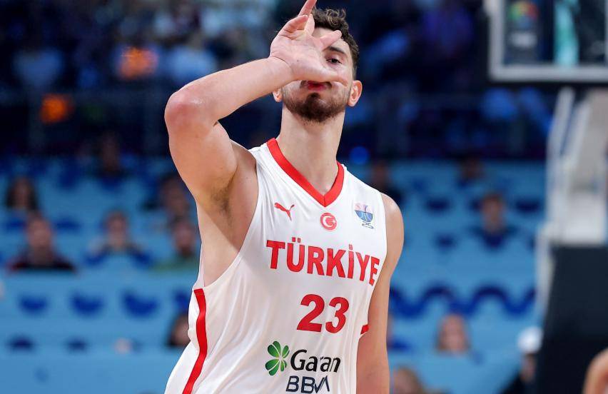 关于波黑客场逆袭希腊,晋级机会蒙上阴影的信息 关于波黑客场逆袭希腊,晋级机会蒙上阴影的信息