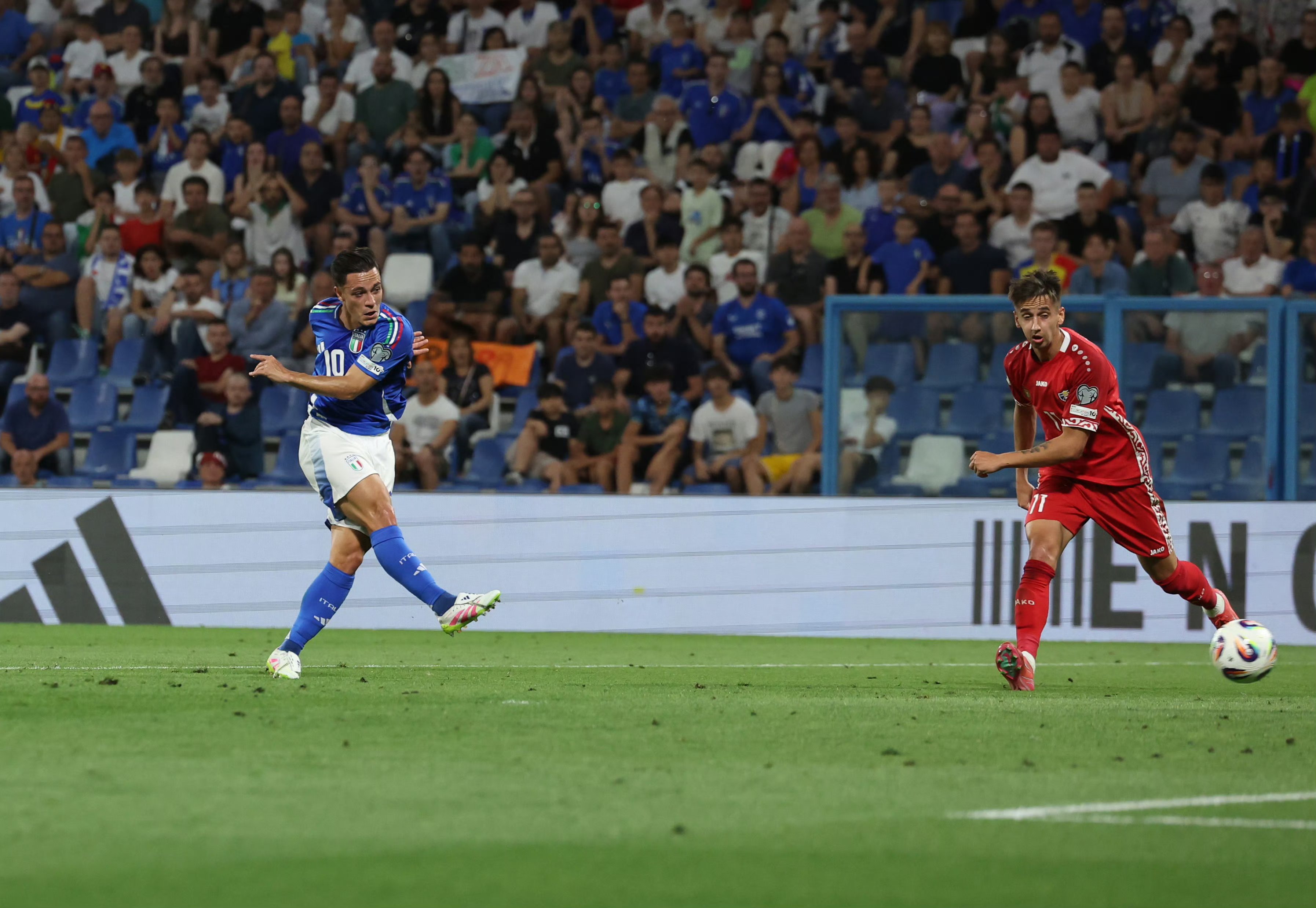 意大利队轻松战胜北马其顿队的简单介绍