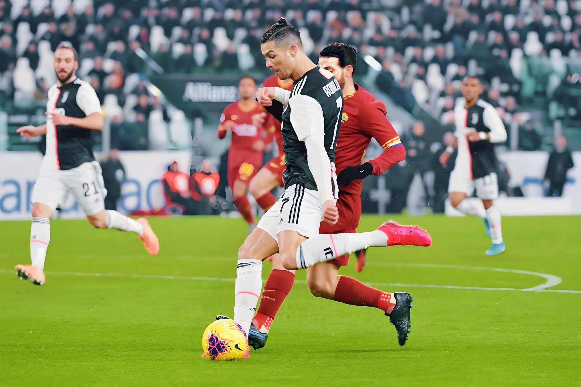 国际米兰力克尤文，C罗关键制胜的简单介绍