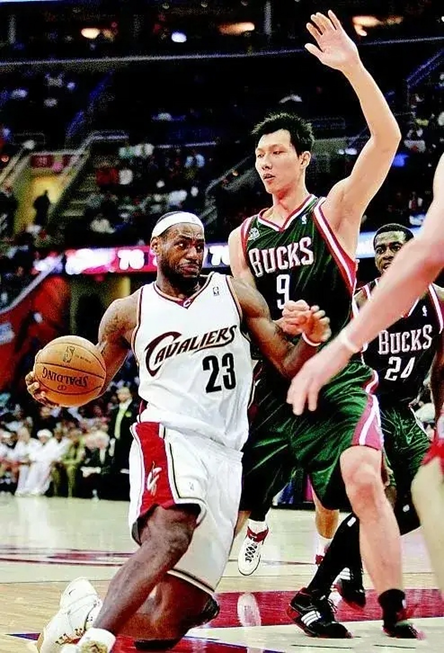 关于公牛完胜雄鹿，易建联扛起全队的信息