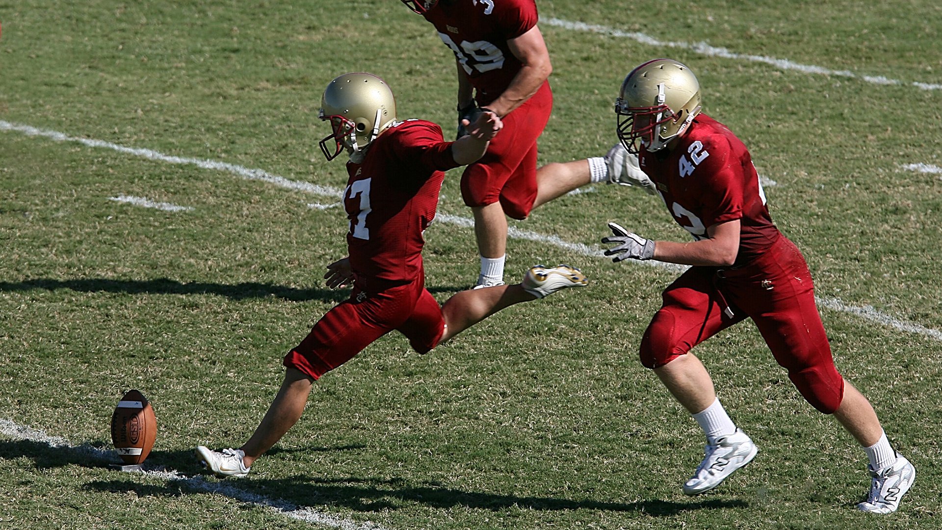 F1新赛季揭幕战焦点战，当赛道激情遇上拉齐奥封锁智利之谜