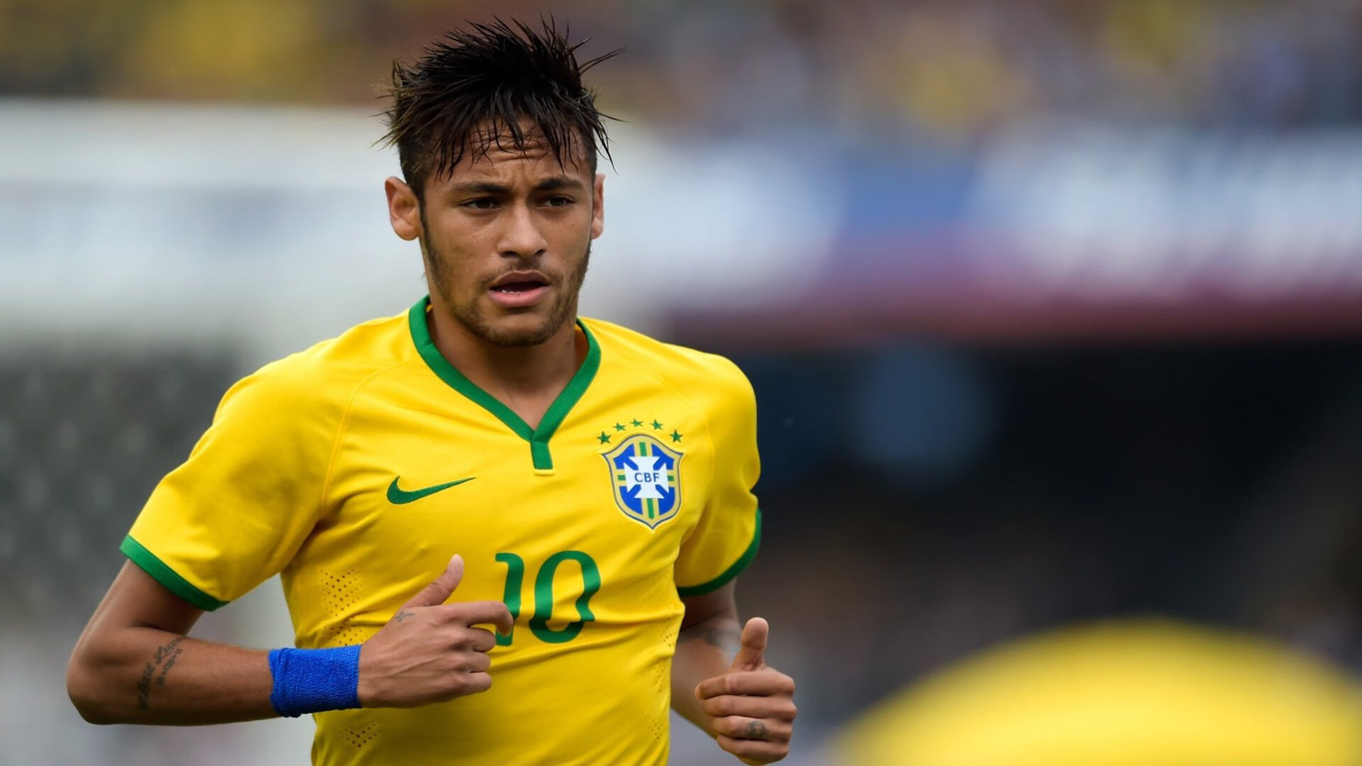 赛道与球场，当F1争冠焦点遇上浙江队翻盘雄鹿的奇迹