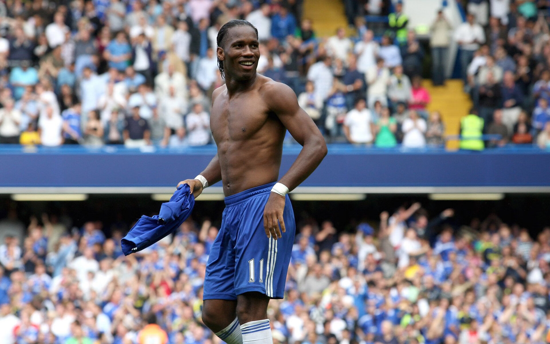 当足球与篮球的奇迹交汇，坎特东决接管之夜与英格兰一波带走拜仁的战术共鸣