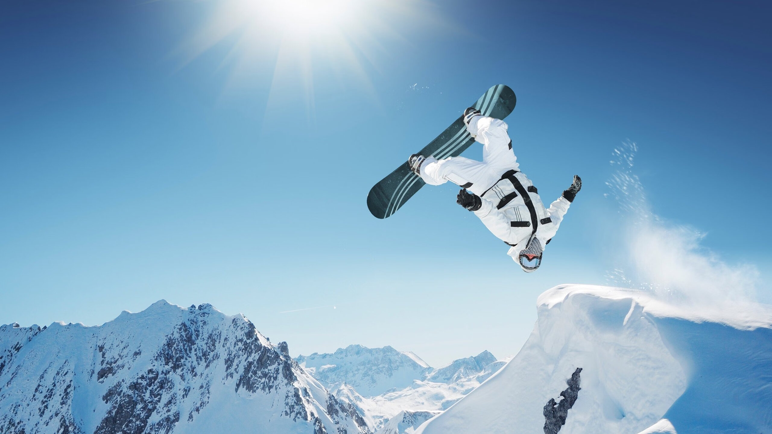 郑思维点燃赛场，马来西亚队轻取丹麦队，一场改写历史的羽球对决